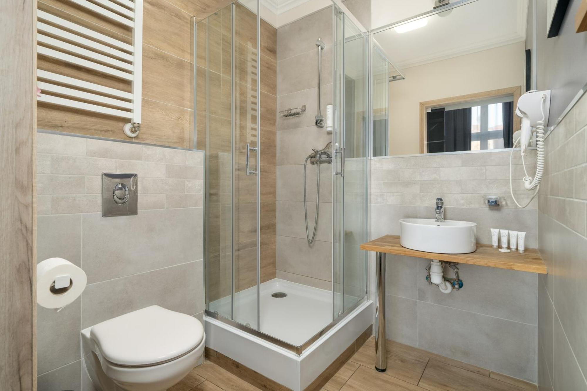 Przytulne Studia Very Berry W Poznaniu Blisko Parku By Noclegi Renters Exterior foto